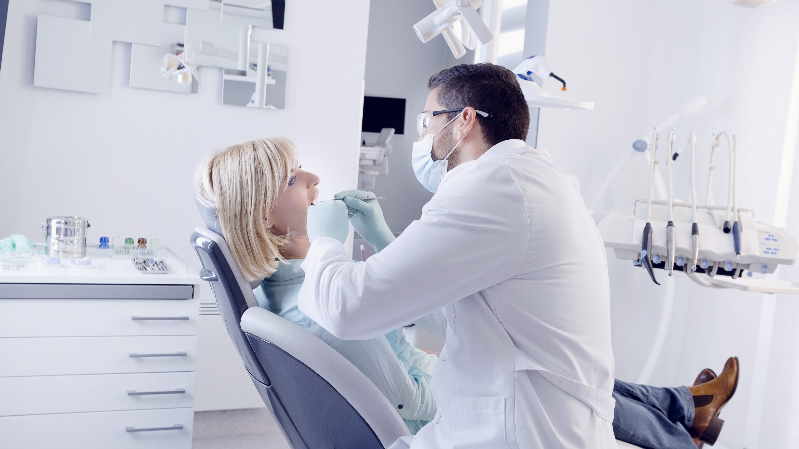 Dentist in Violet, LA